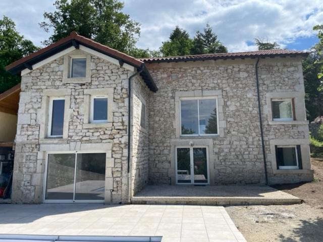 Gite Authentique Au Coeur De Blavozy Avec Piscine Privee, Jacuzzi Et Terrain De Petanque Exterior photo